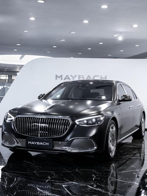 东莞17岚图汽车的售后服务让用户无忧出行，迈巴赫未来的豪华车趋势